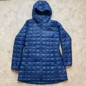 North Face Thermoball Parka Womens Small Puffer Jacket Navy Blue Hooded Eco